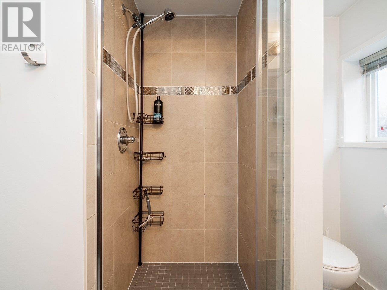 8278 18th Avenue, Burnaby, British Columbia  V3N 1K3 - Photo 23 - R2986829