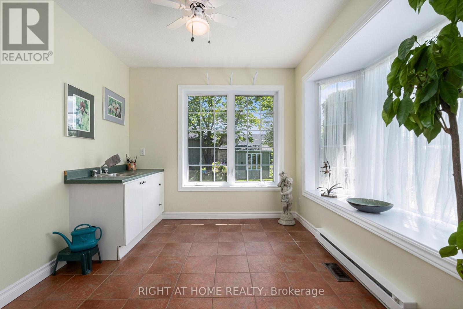 3031 Rue Principale Street S, Alfred And Plantagenet, Ontario  K0A 3K0 - Photo 15 - X12067351