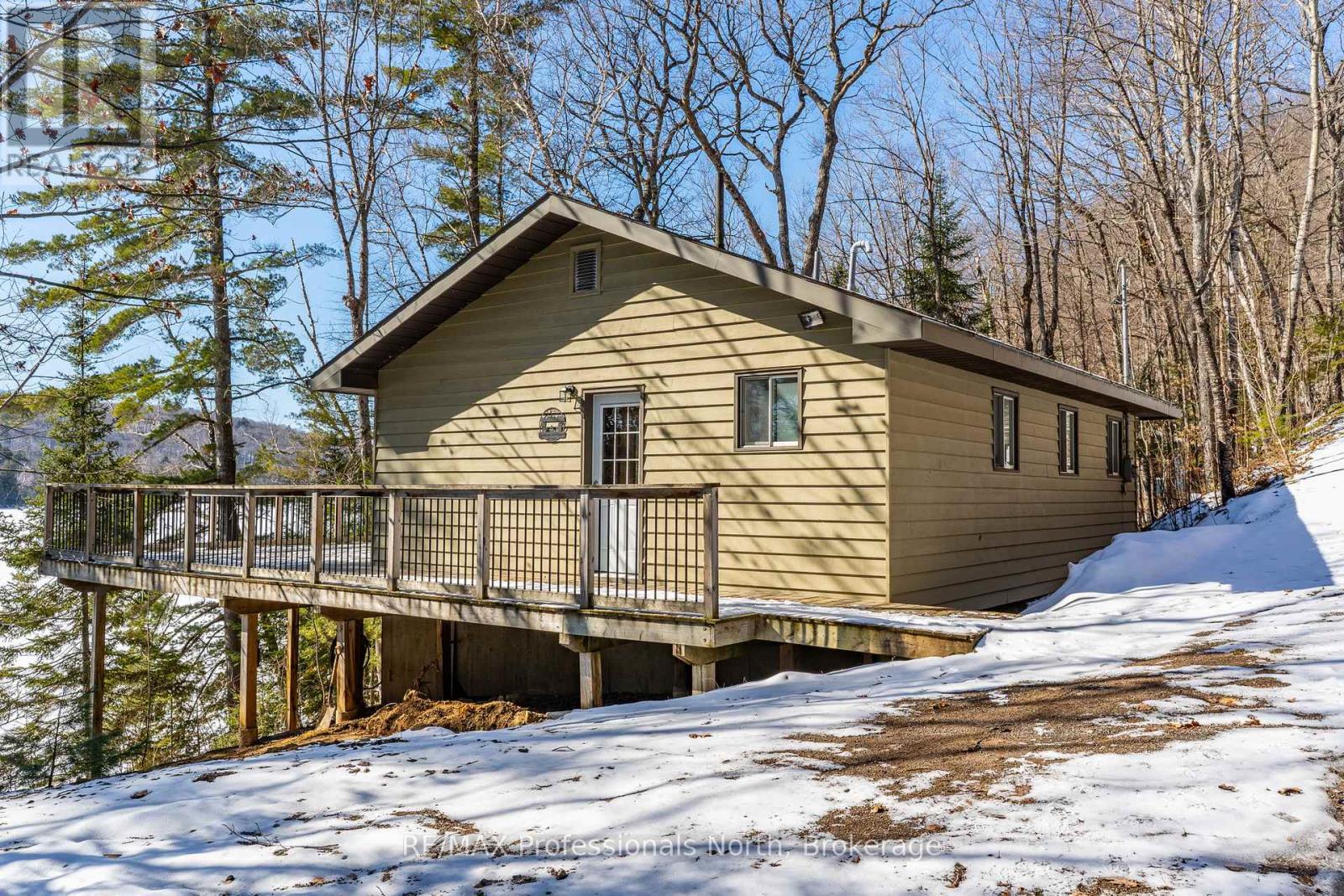 Property at 1196 PORTAGE ROAD image 3