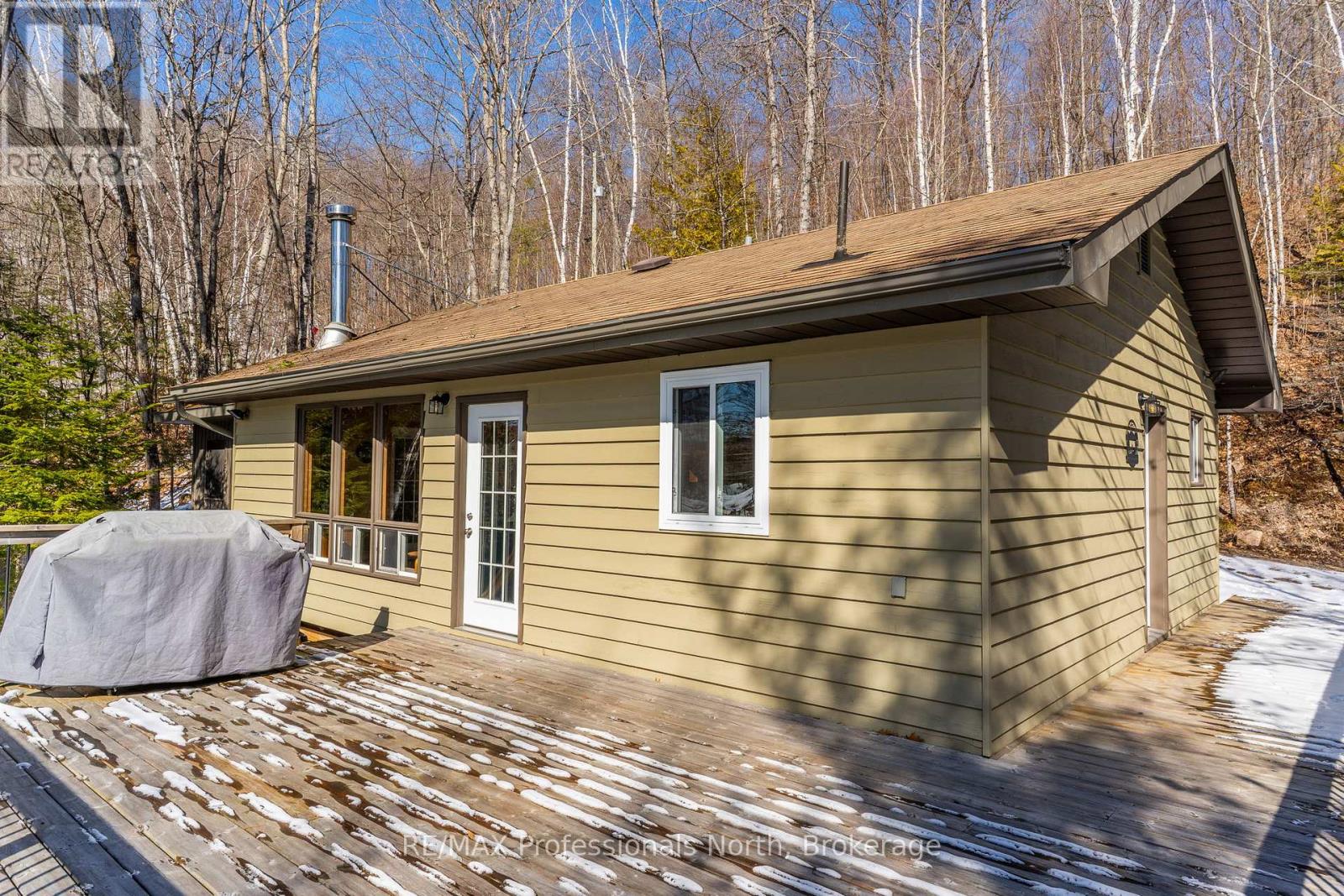 1196 Portage Road, Dysart Et Al, Ontario  K0M 1S0 - Photo 33 - X12067236