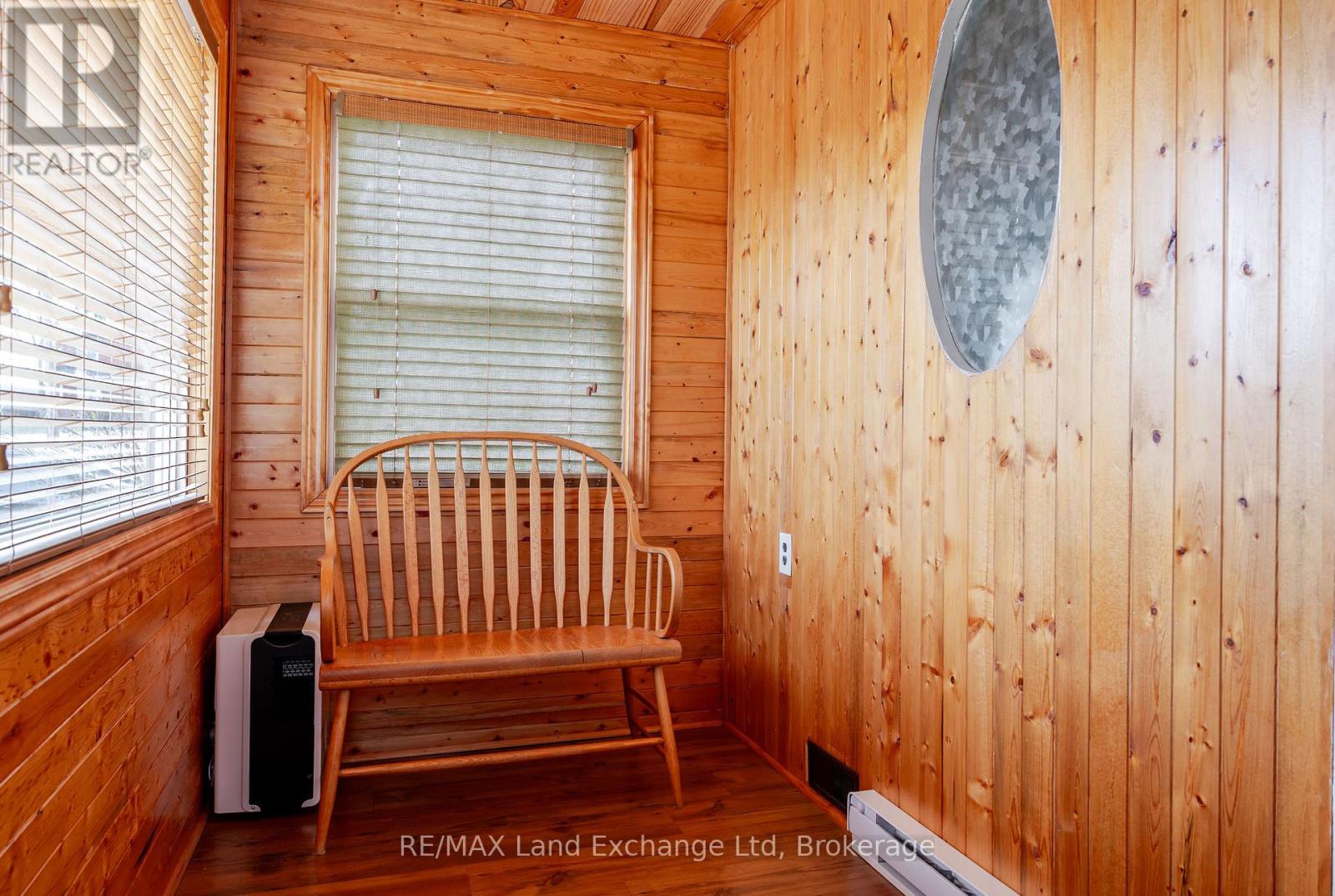 90 Alfred Street E, North Huron, Ontario  N0G 2W0 - Photo 24 - X12067345