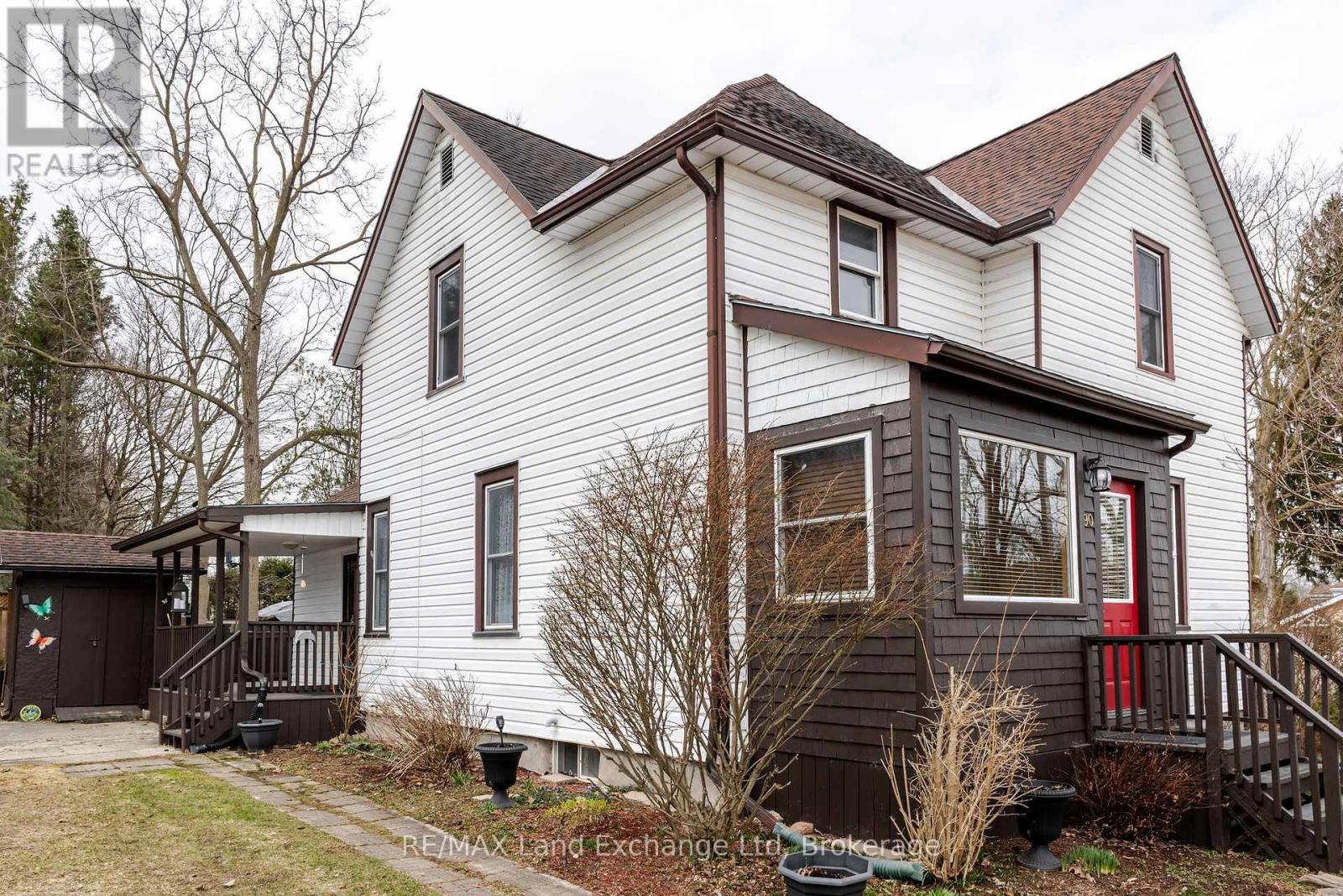 90 Alfred Street E, North Huron, Ontario  N0G 2W0 - Photo 3 - X12067345