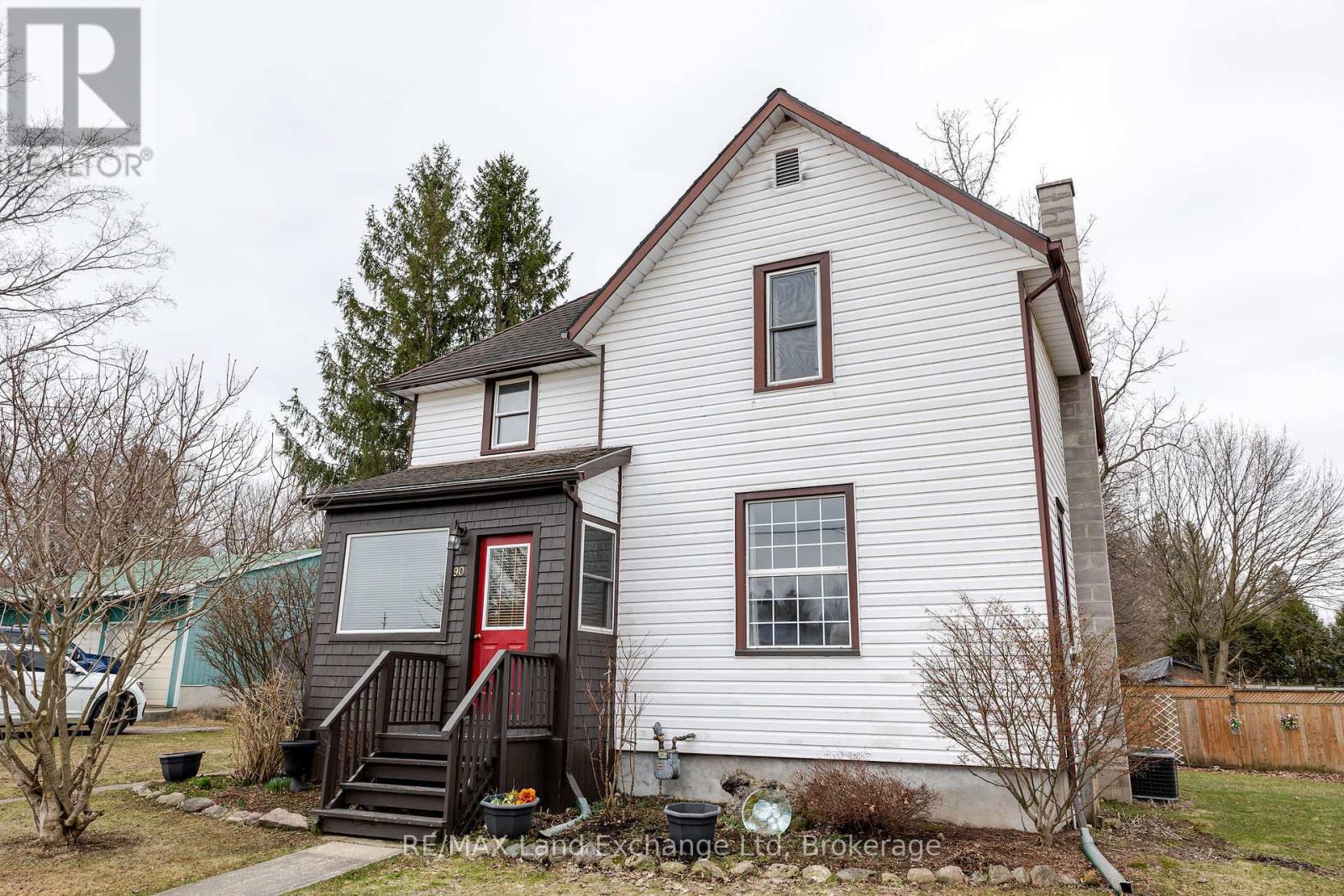 90 Alfred Street E, North Huron, Ontario  N0G 2W0 - Photo 44 - X12067345