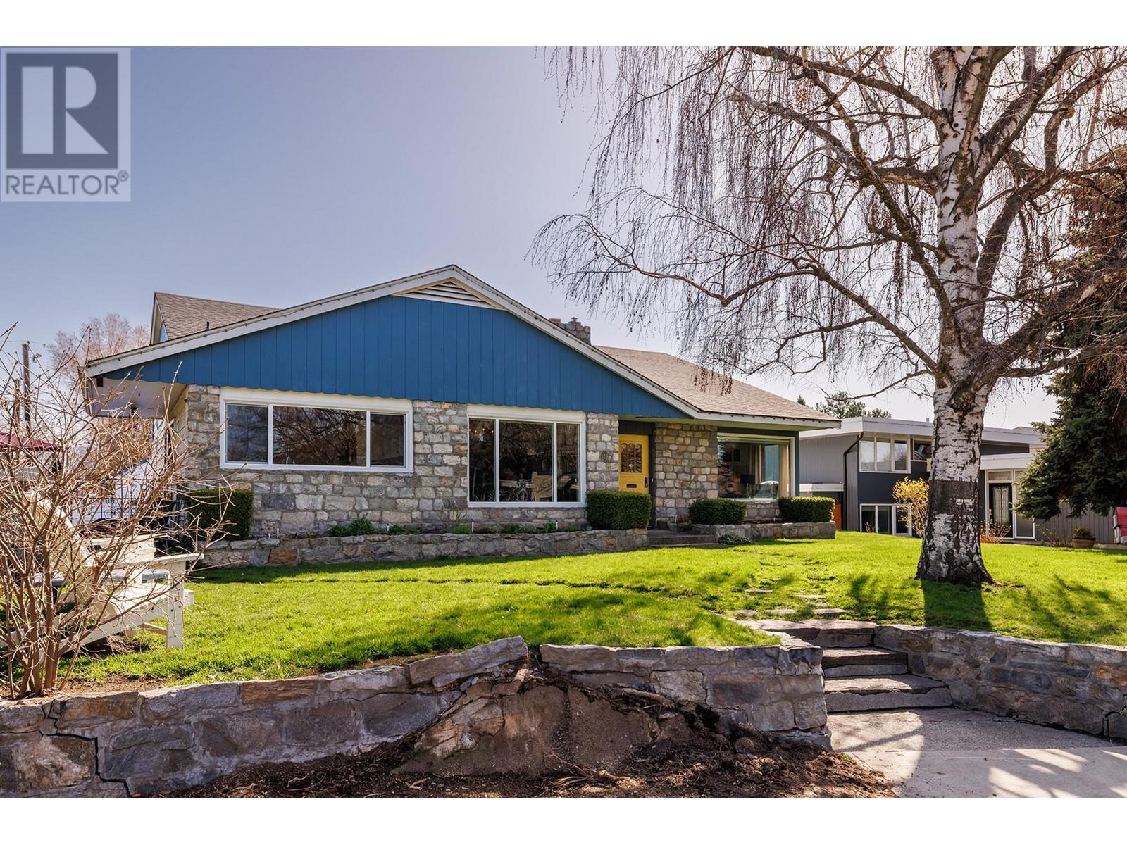 2185 Abbott Street, Kelowna, British Columbia  V1Y 1C9 - Photo 6 - 10342307