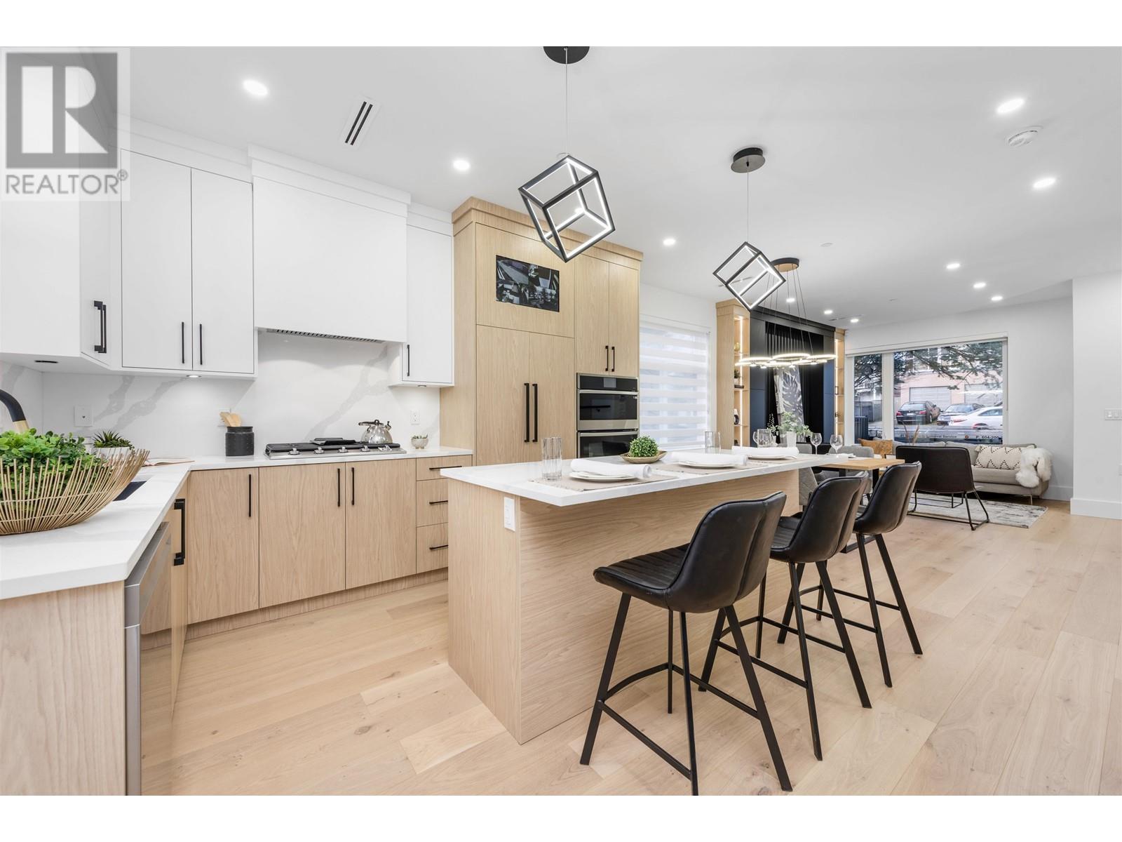 670 E 64 Avenue, Vancouver, British Columbia  V5X 2N2 - Photo 11 - R2956237