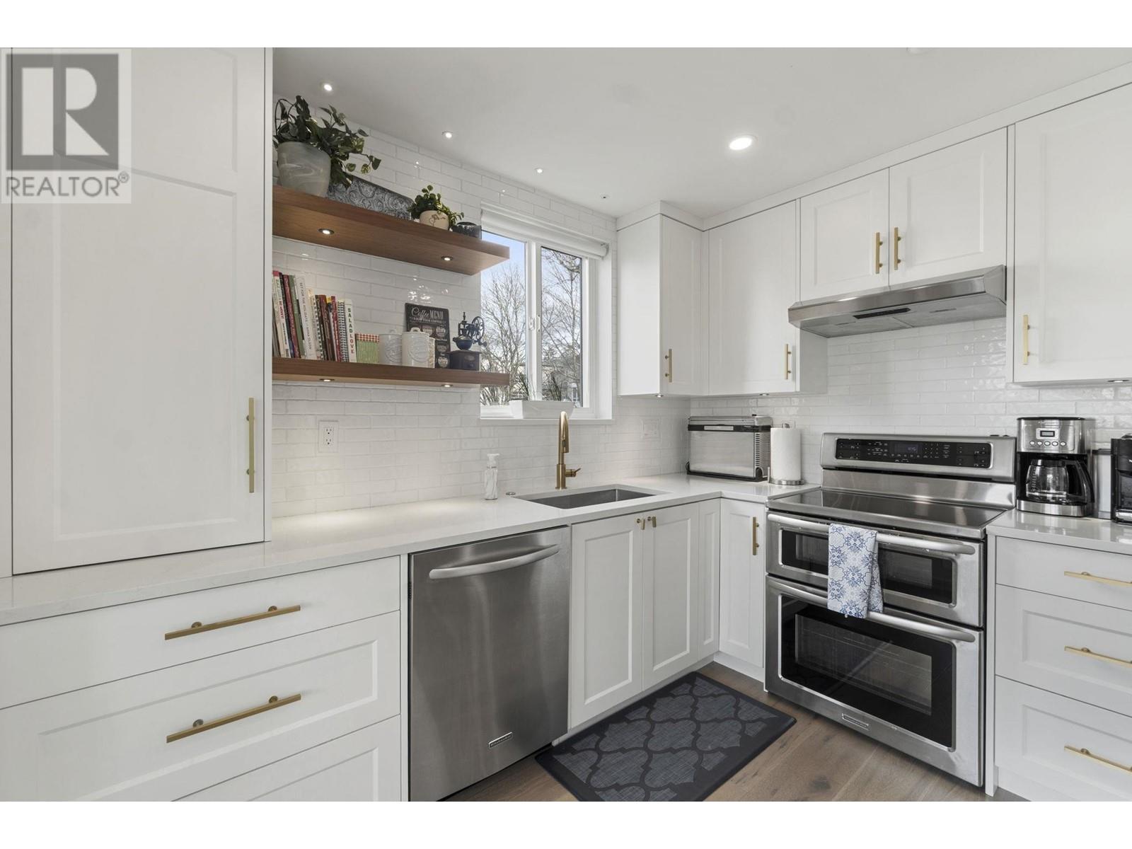 215 12633 No. 2 Road, Richmond, British Columbia  V7E 6N5 - Photo 12 - R2981284