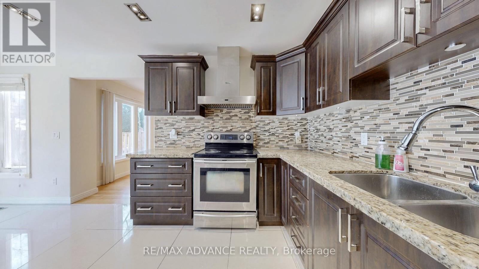 49 Havenview Road, Toronto, Ontario  M1S 3A4 - Photo 17 - E12067314