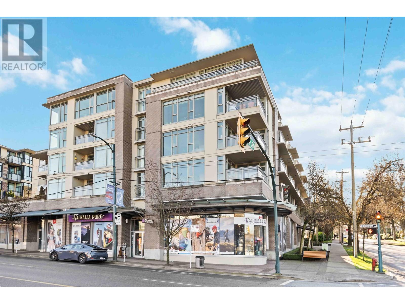 307 2520 Manitoba Street, Vancouver, British Columbia  V5Y 3A6 - Photo 1 - R2986698