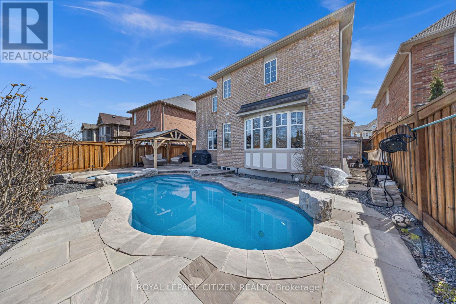 Property at 357 PEREGRINE WAY image 5