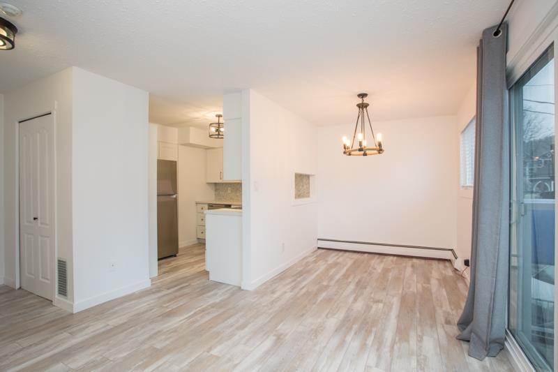 Property at 107 14881 MARINE DRIVE image 5