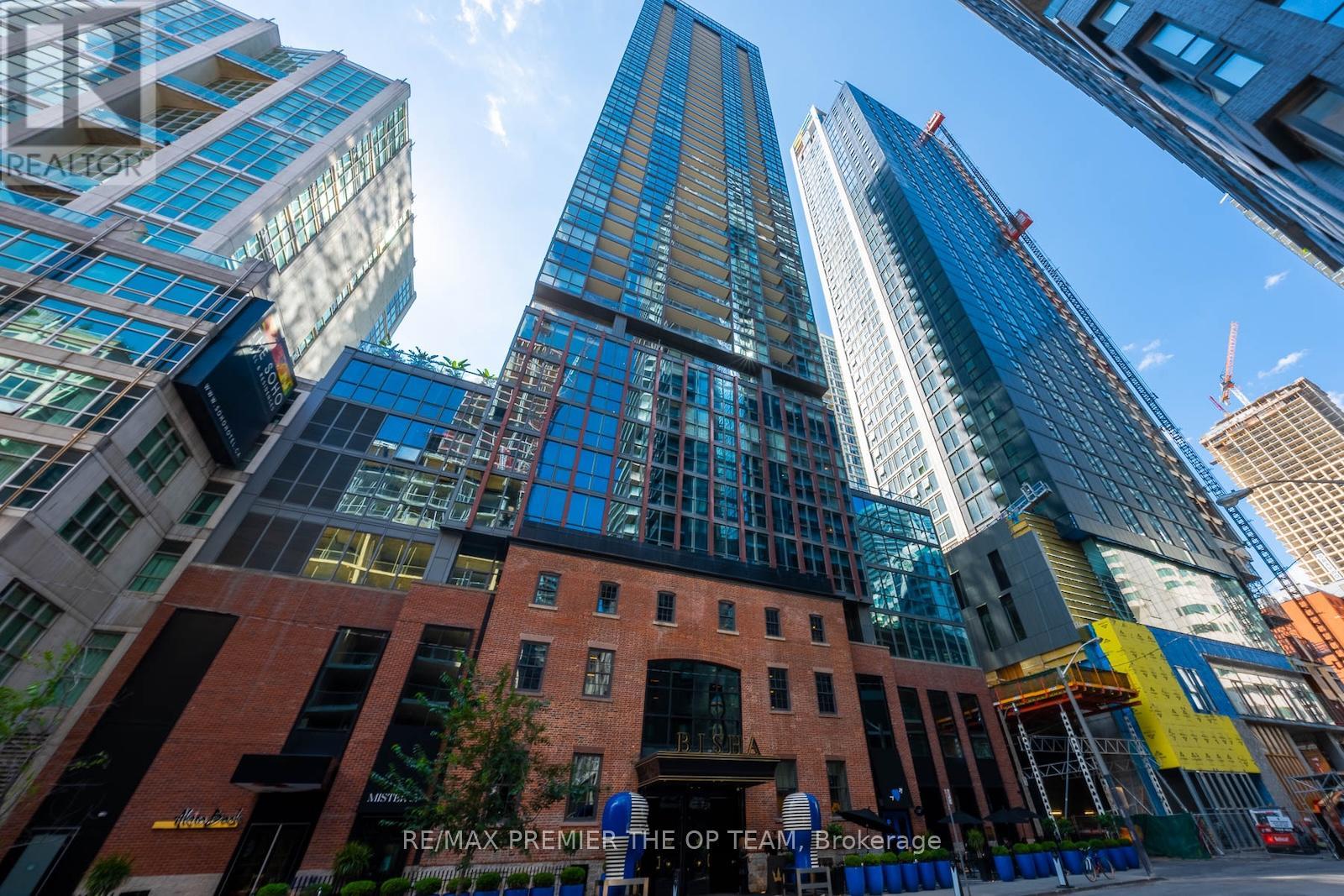1113 - 88 Blue Jays Way, Toronto (Waterfront Communities), Ontario  M5V 0L7 - Photo 2 - C12066990