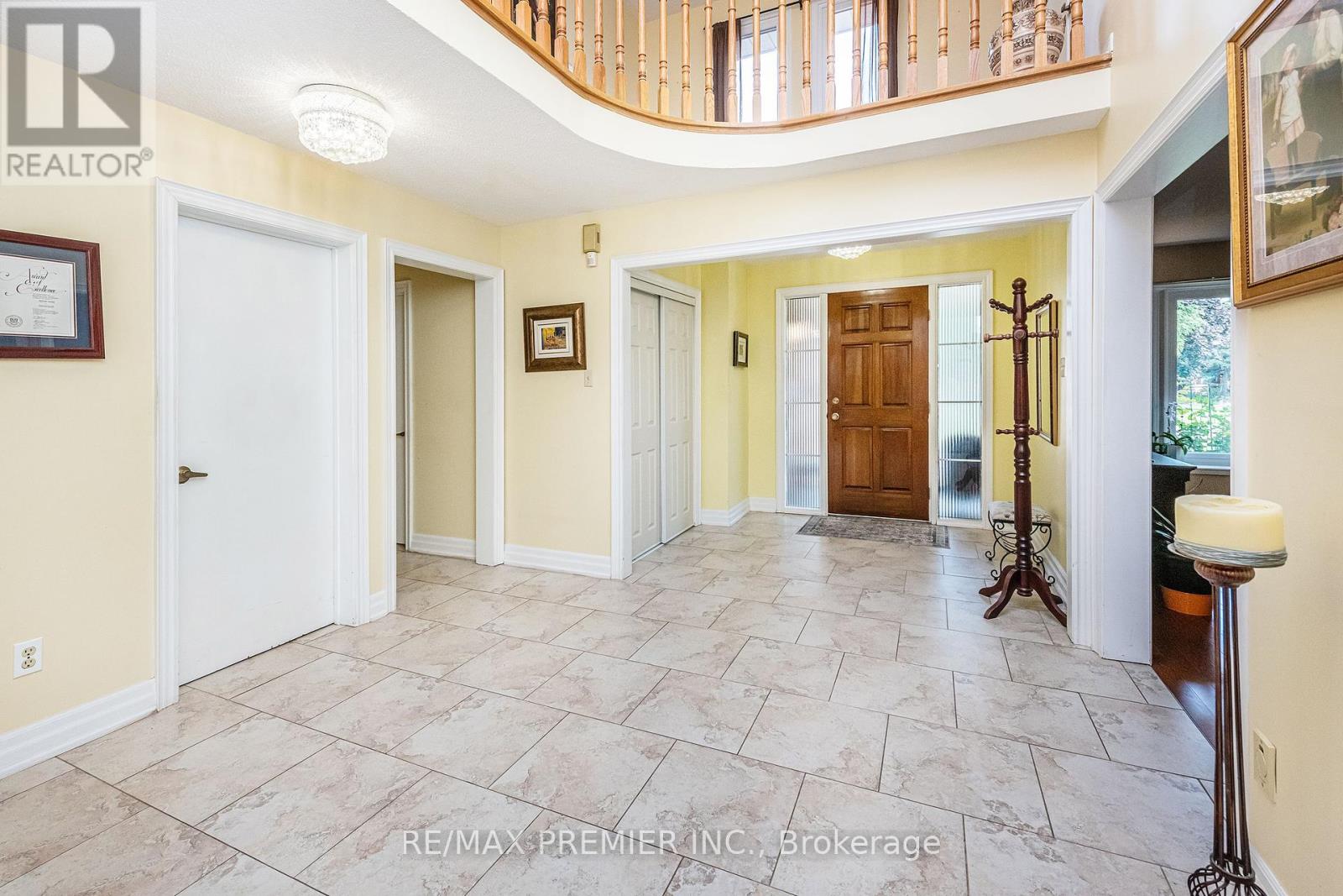 Property at 35 CRISTINA CRESCENT image 5
