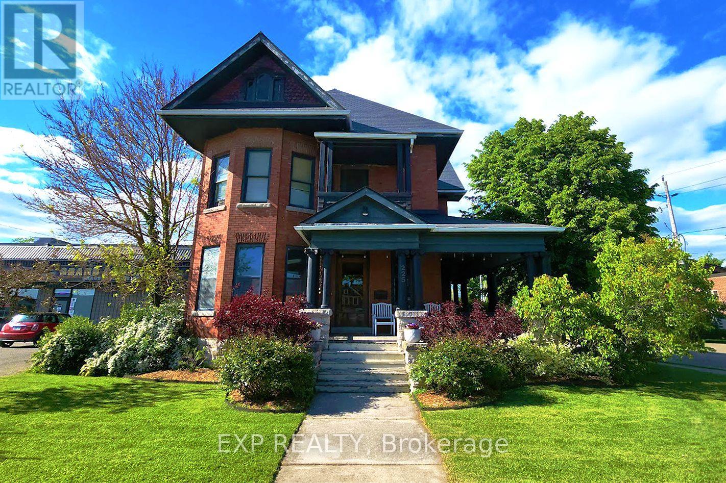 225 BROAD STREET E, haldimand (dunnville), Ontario