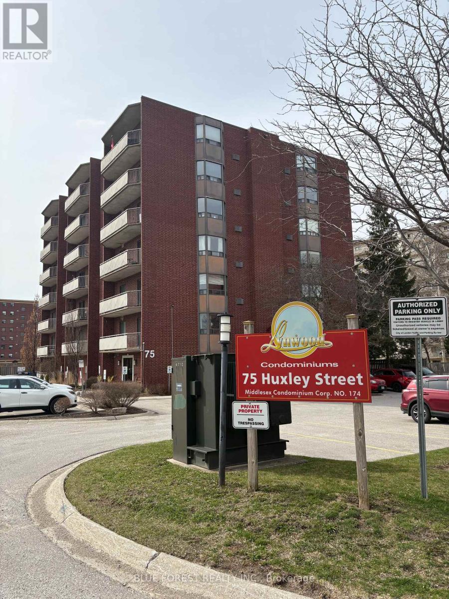 Property at 101 - 75 HUXLEY STREET image 1
