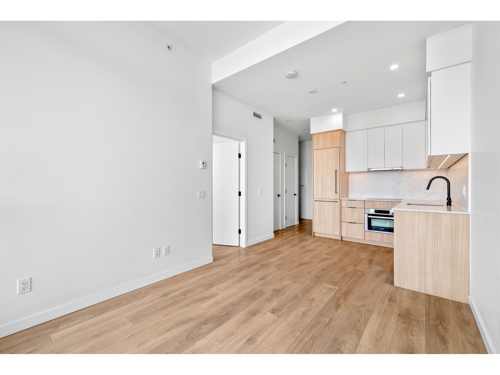 3001 13685 102 Avenue, Surrey, British Columbia  V3T 1N7 - Photo 6 - R2986903