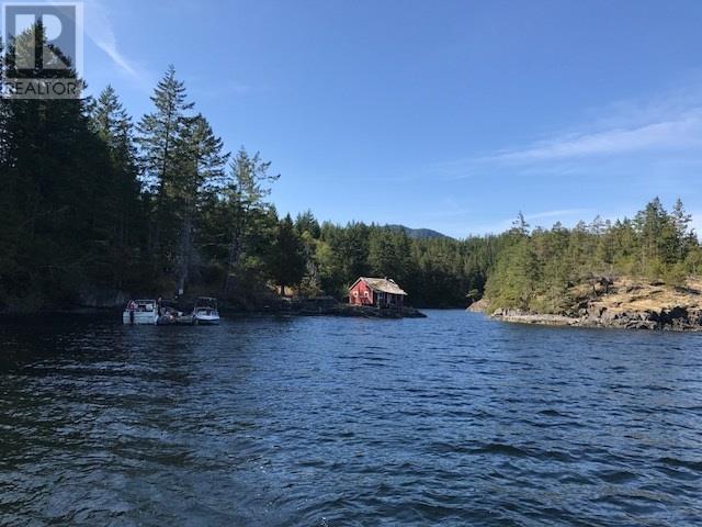 DL 1020 N GREEN BAY, Nelson Island, British Columbia
