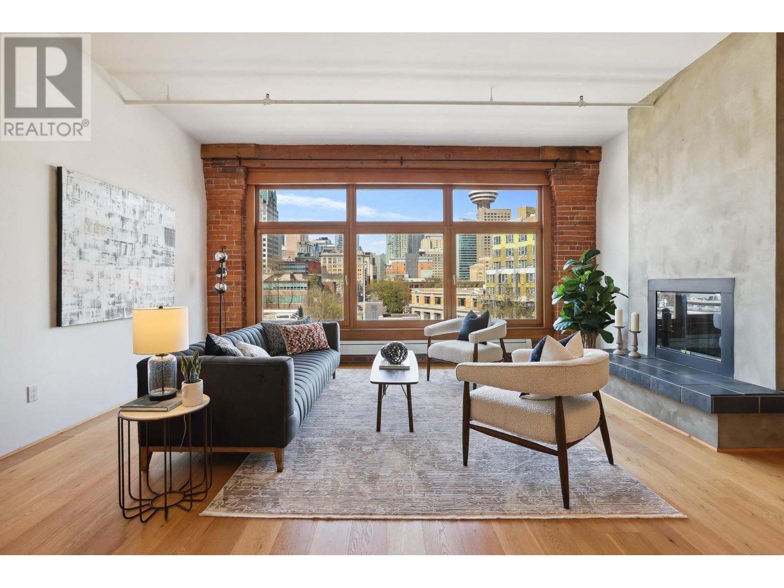 702 518 Beatty Street, Vancouver, British Columbia  V6B 6G8 - Photo 1 - R2987001