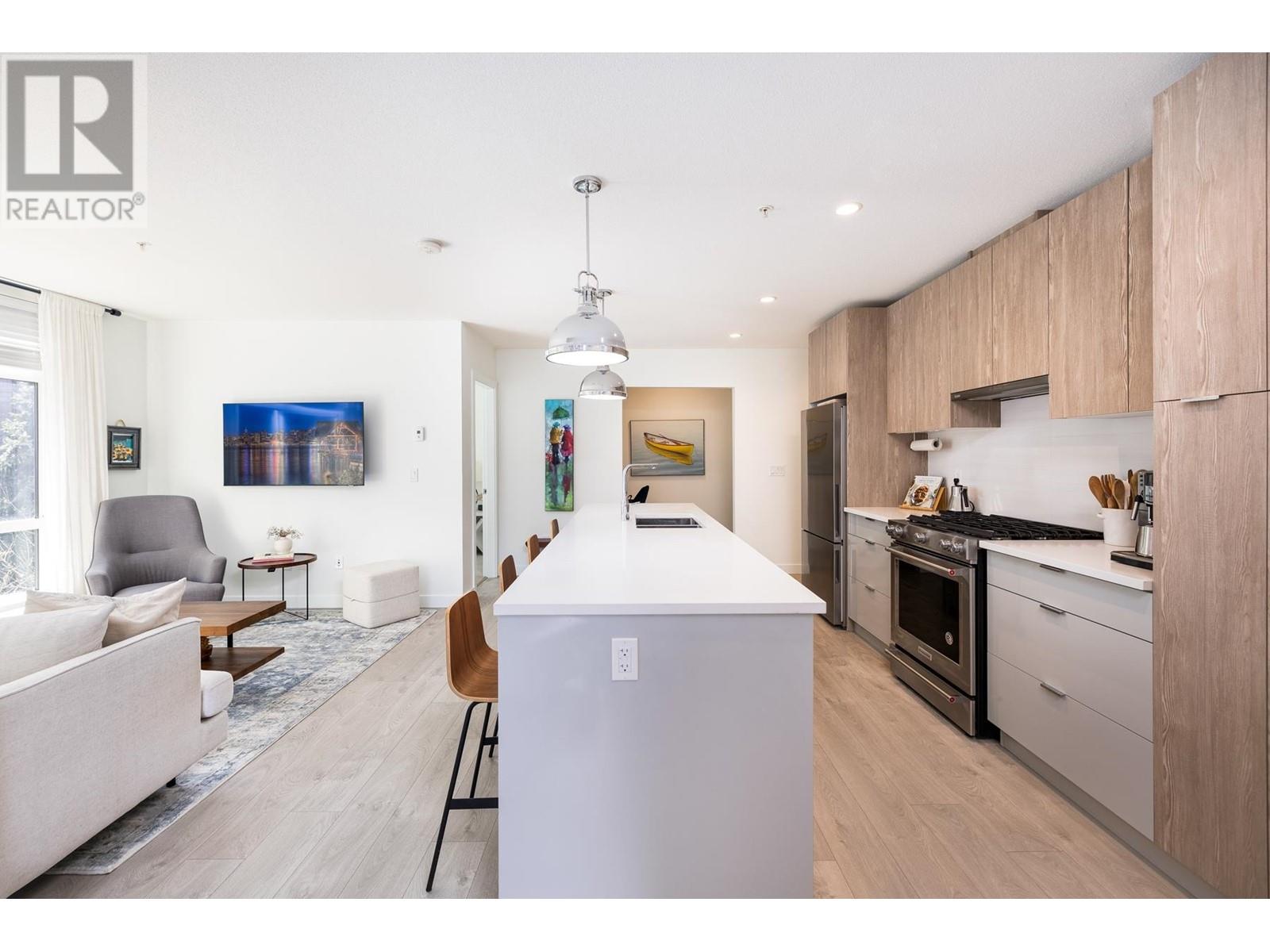 217 108 E 8th Street, North Vancouver, British Columbia  V7L 0H1 - Photo 9 - R2987032