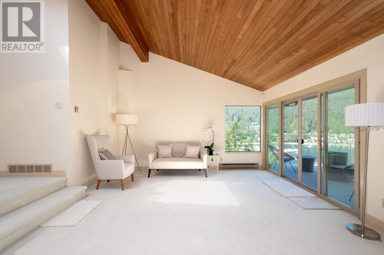 4660 Eastridge Road, North Vancouver, British Columbia  V7G 1K4 - Photo 11 - R2987003