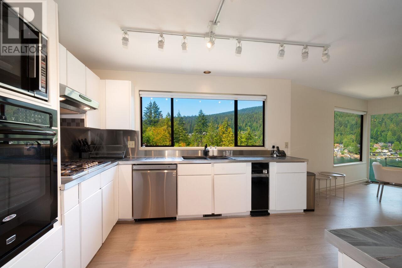 4660 Eastridge Road, North Vancouver, British Columbia  V7G 1K4 - Photo 19 - R2987003