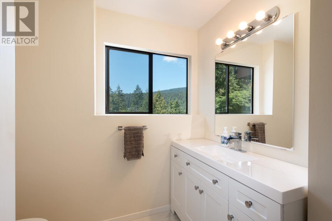 4660 Eastridge Road, North Vancouver, British Columbia  V7G 1K4 - Photo 31 - R2987003