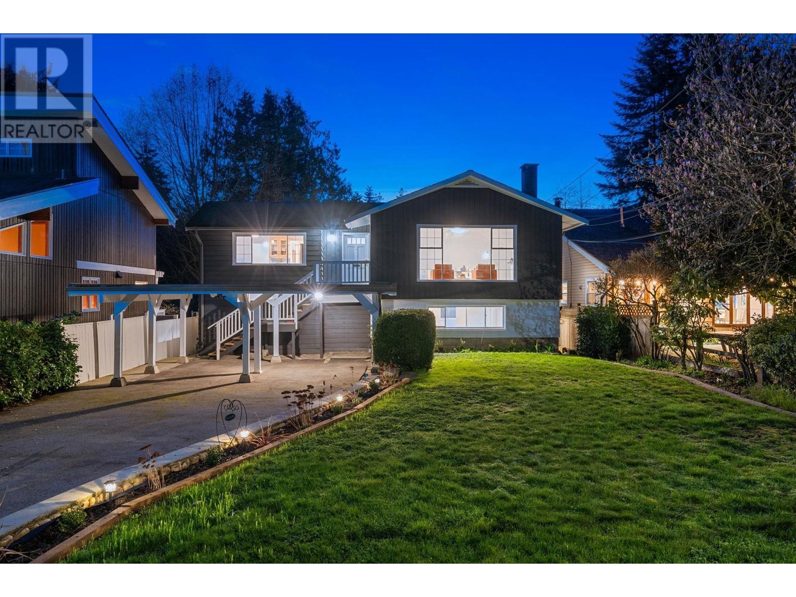 2397 PHILIP AVENUE, north vancouver, British Columbia