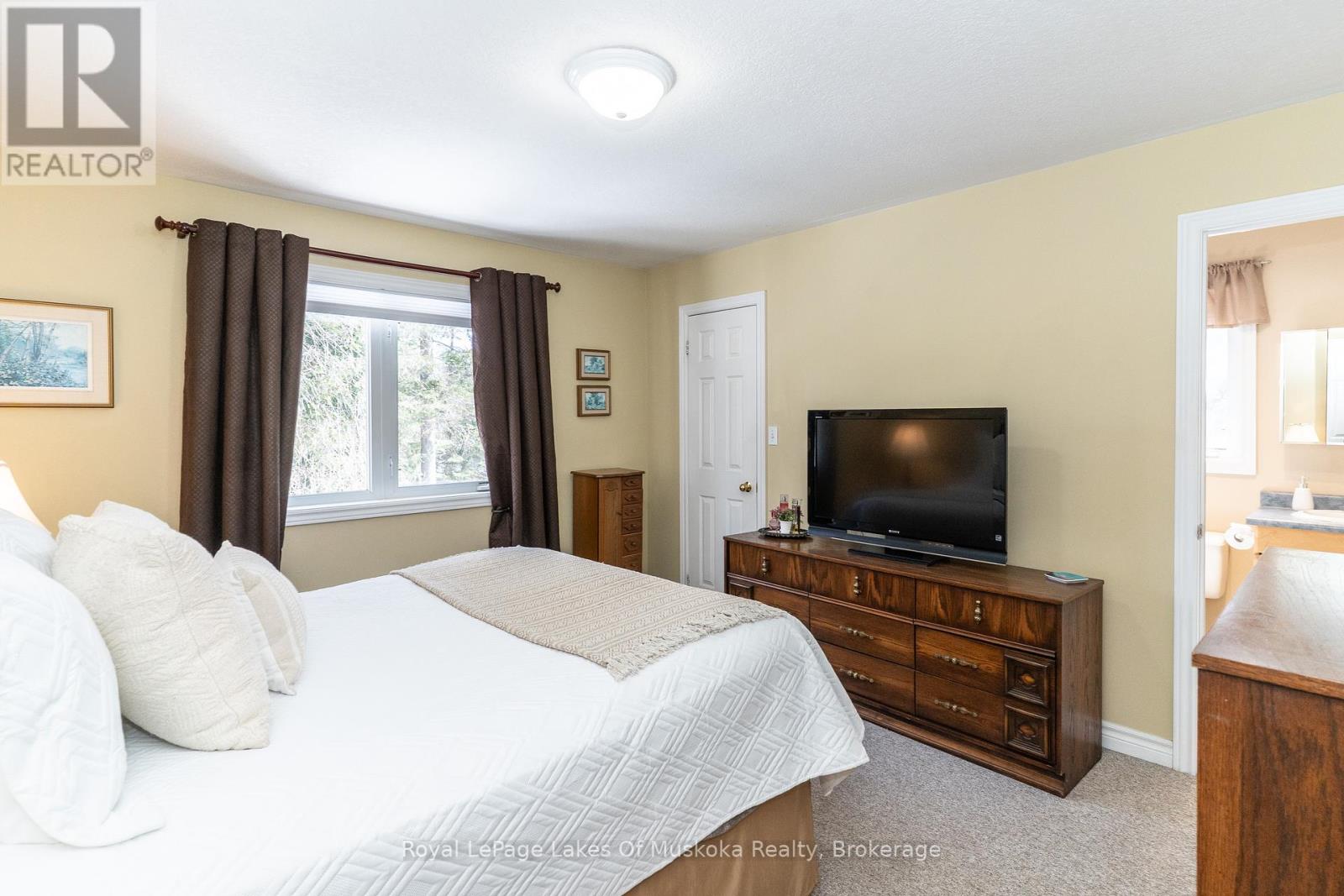 171 River Valley Drive, Huntsville, Ontario  P0B 1L0 - Photo 17 - X12067402