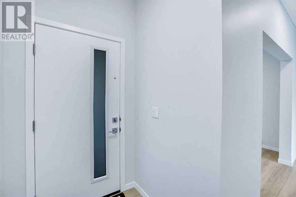 Property at 27 Setonstone Gardens SE image 2