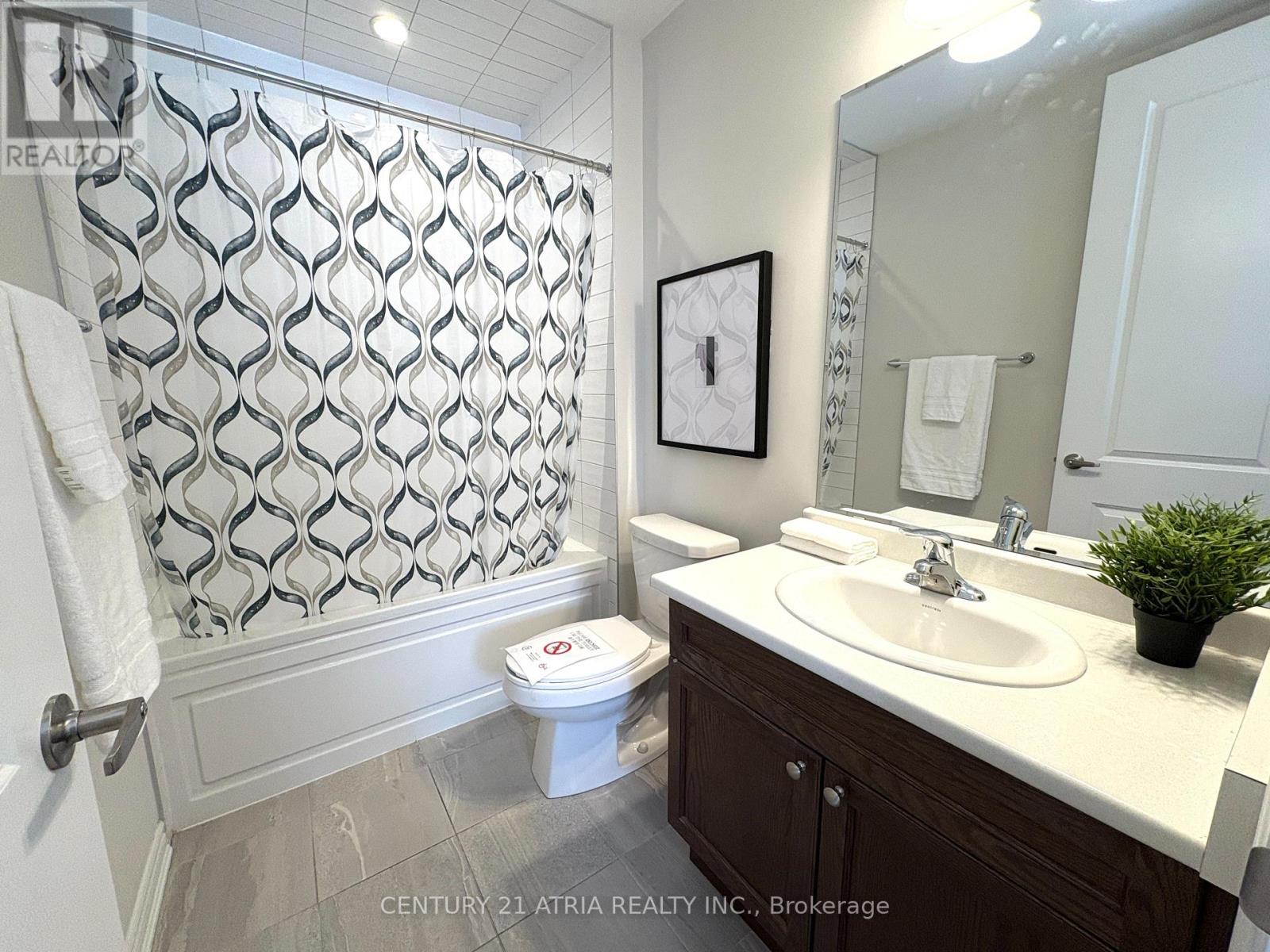 Property at 3340 THUNDERBIRD PROMENADE image 3