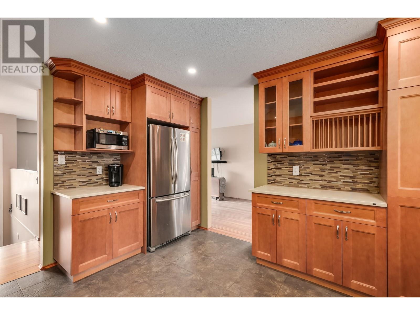 1178 Laburnum Avenue, Port Coquitlam, British Columbia  V3B 1K3 - Photo 10 - R2986052