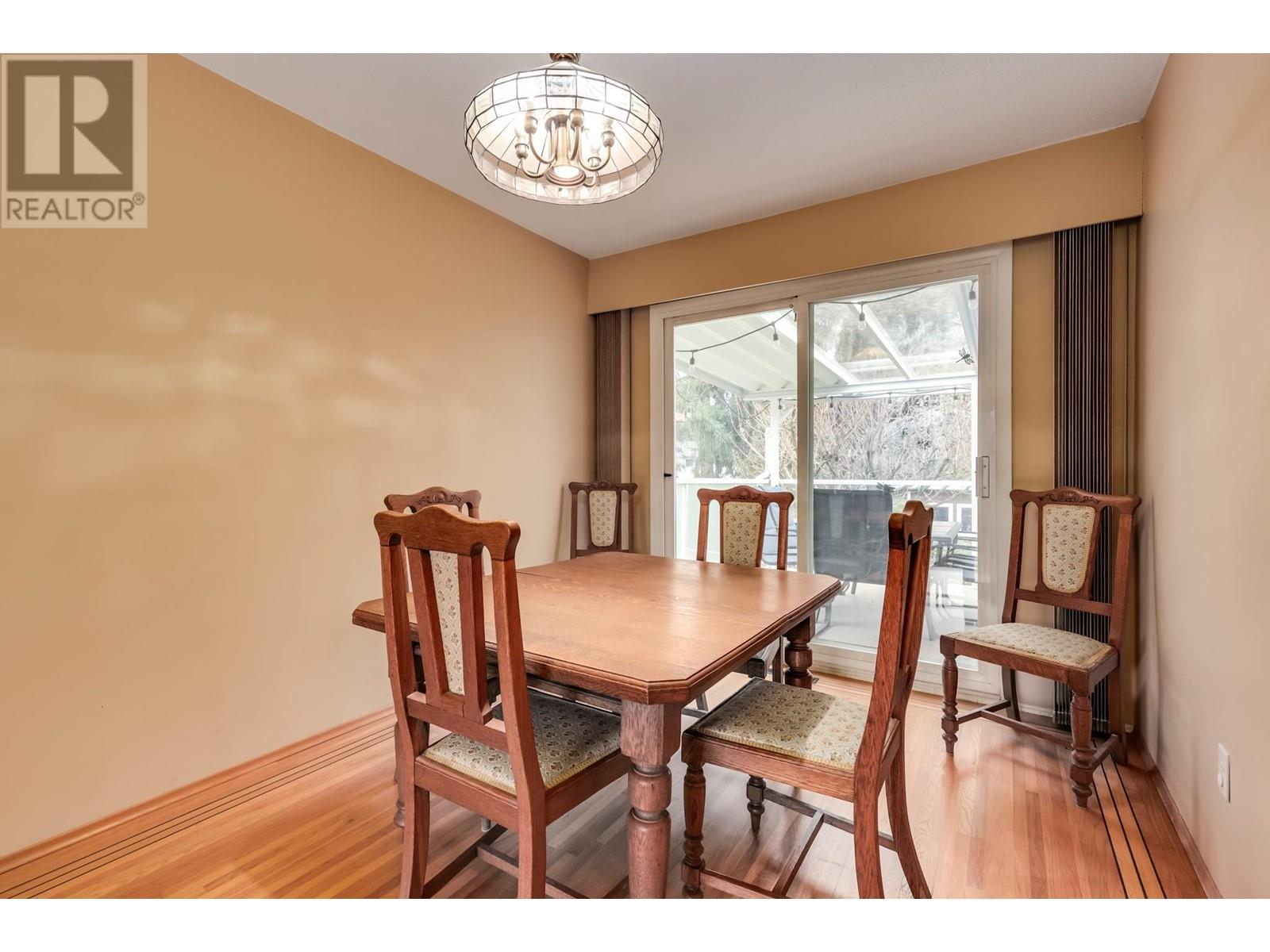 1178 Laburnum Avenue, Port Coquitlam, British Columbia  V3B 1K3 - Photo 7 - R2986052