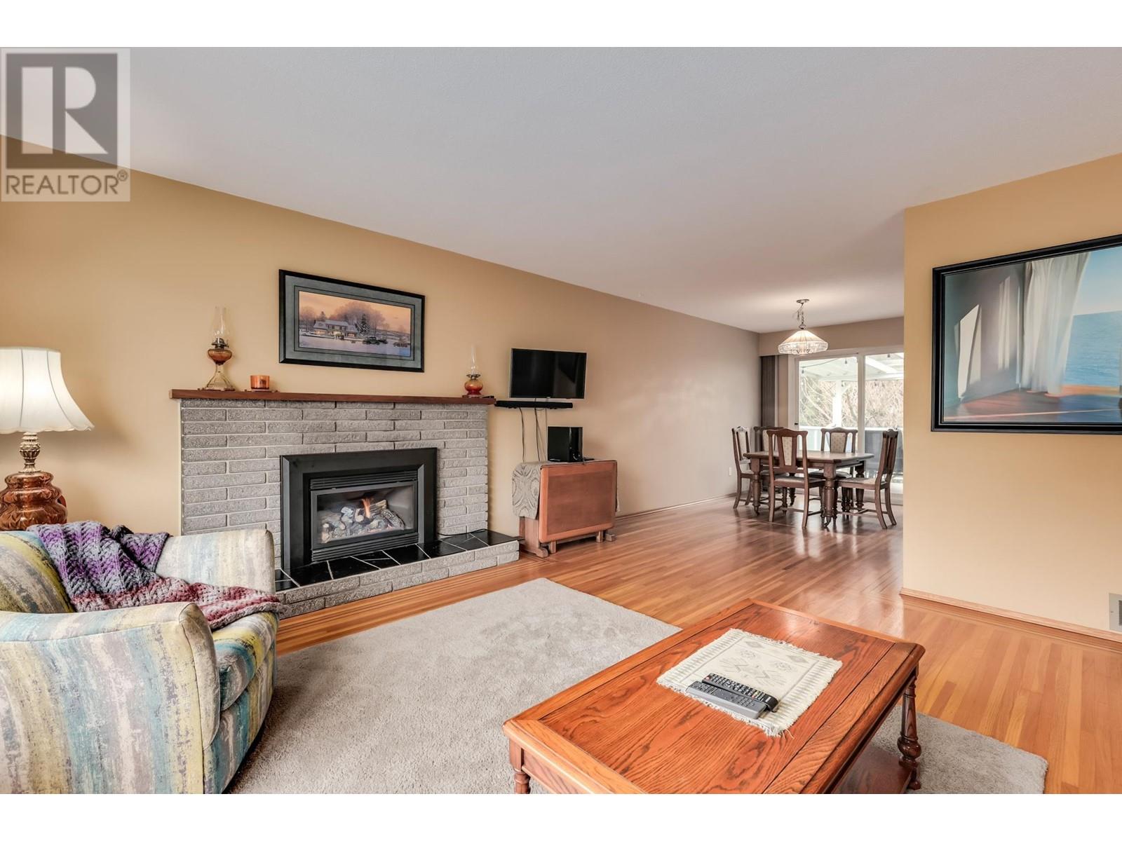 1178 Laburnum Avenue, Port Coquitlam, British Columbia  V3B 1K3 - Photo 6 - R2986052