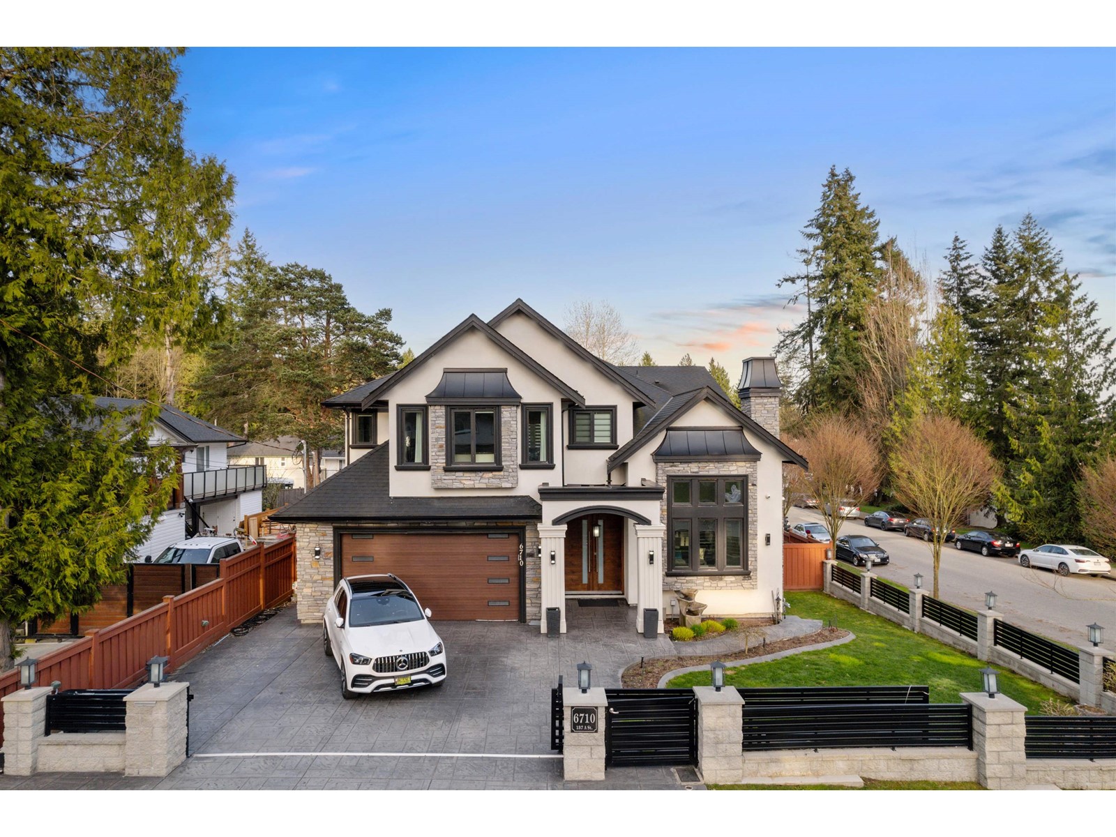6710 137A STREET, surrey, British Columbia
