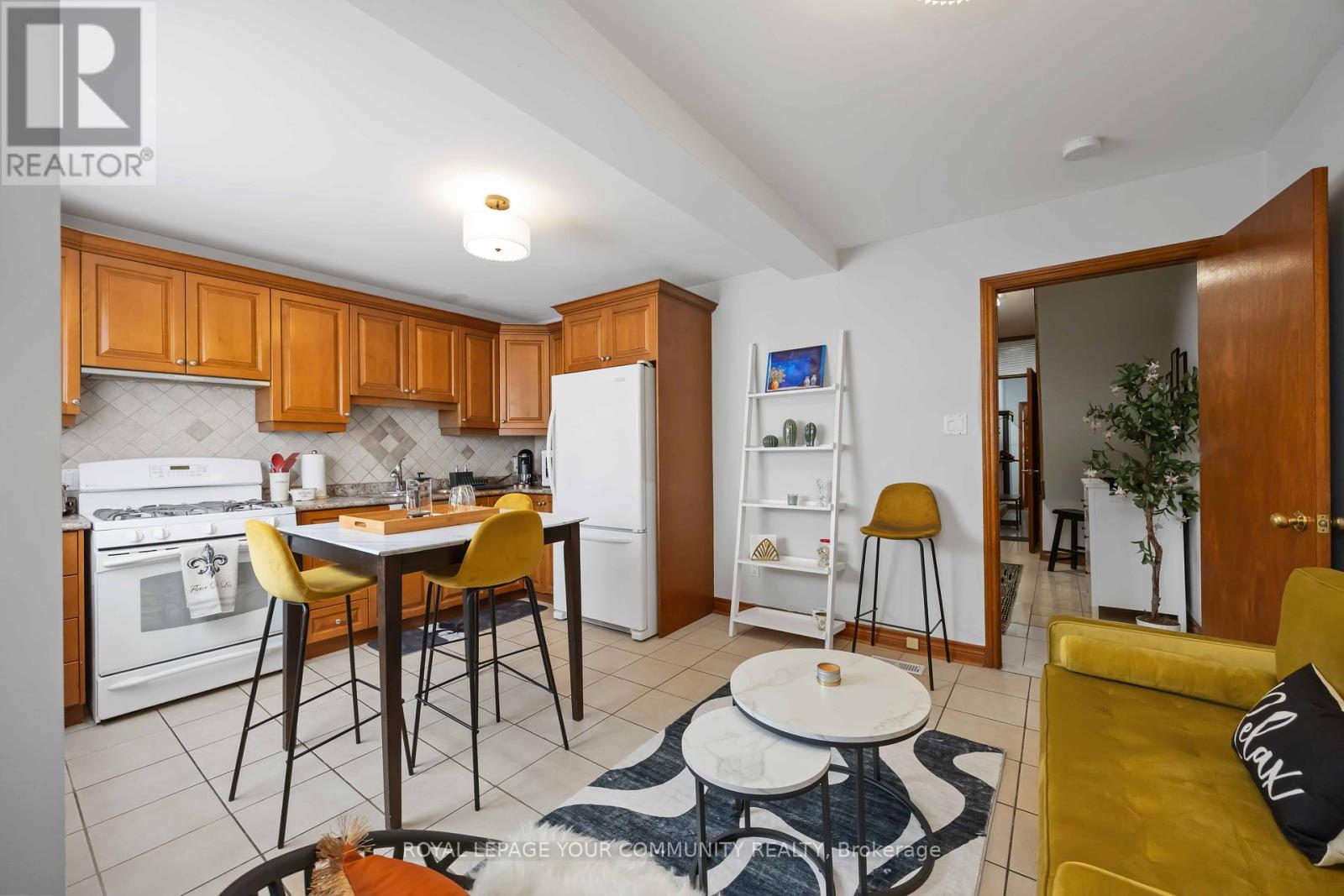 Main Floor - 1065 Shaw Street, Toronto (Dovercourt-Wallace Emerson-Junction), Ontario  M6G 3N4 - Photo 10 - W12067446
