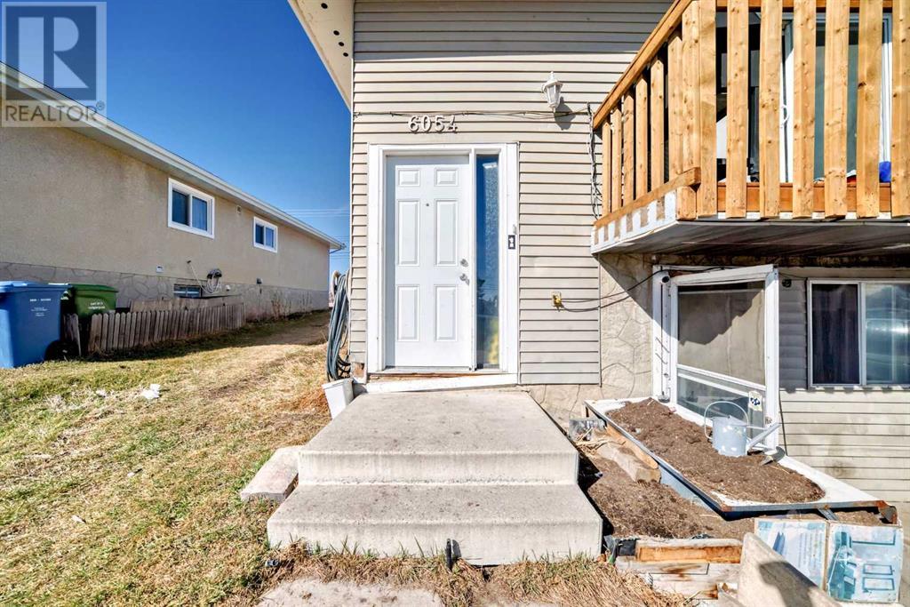 Property at 6054 8 Avenue SE image 2