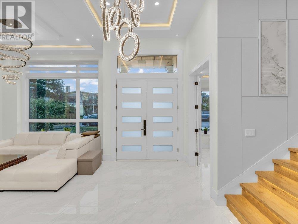 3771 Bowen Drive, Richmond, British Columbia  V7C 4C9 - Photo 4 - R2979325