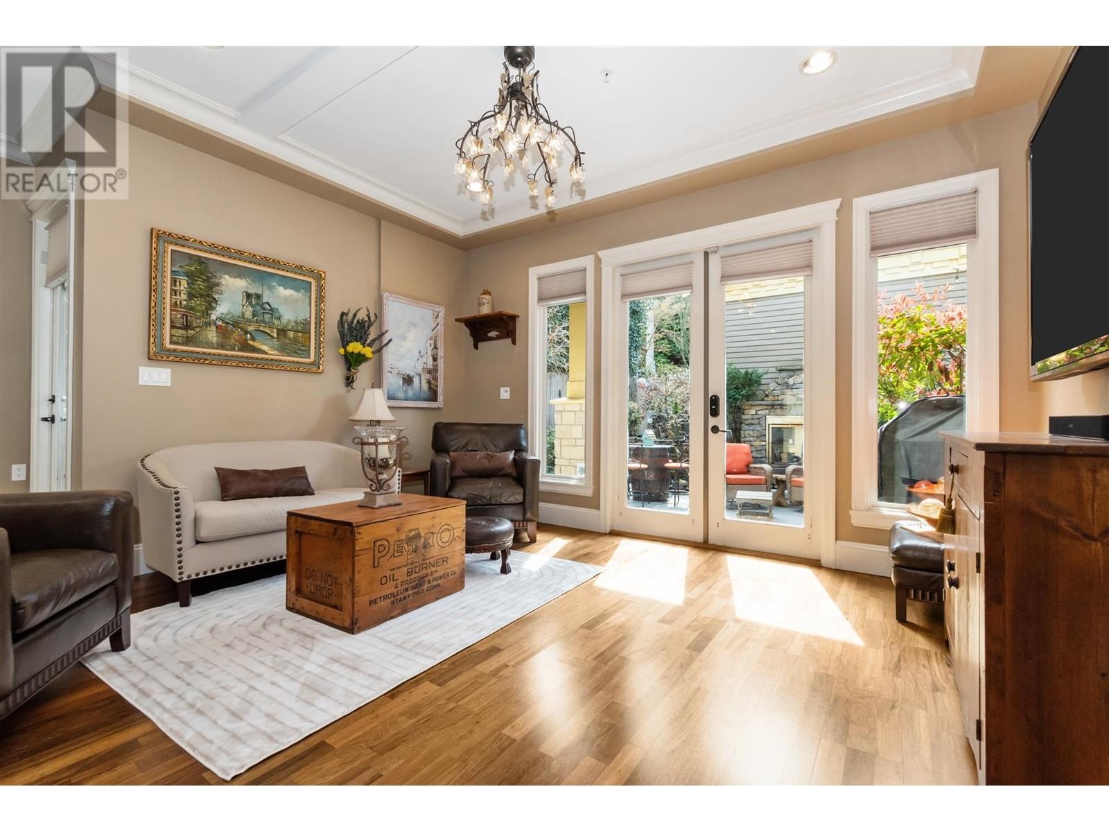 368 W 11th Avenue, Vancouver, British Columbia  V5Y 1T2 - Photo 9 - R2986823
