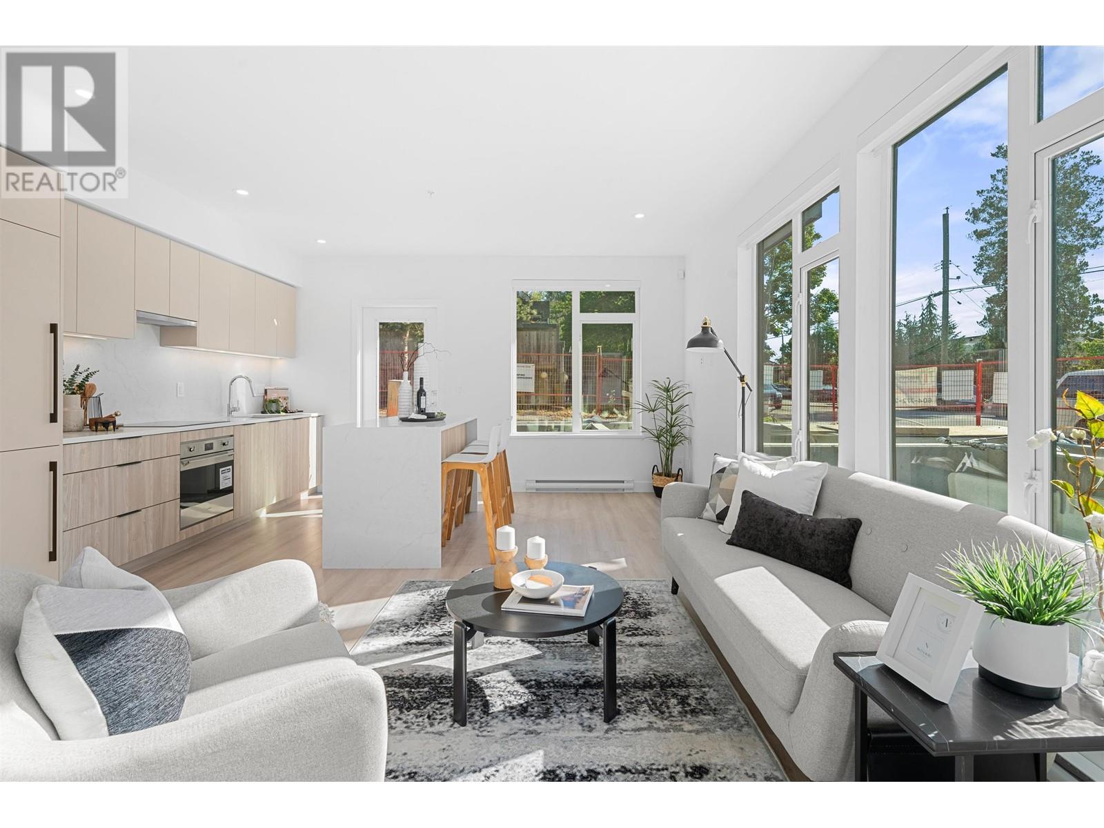 102 7161 17th Avenue, Burnaby, British Columbia  V3N 0K1 - Photo 6 - R2986851