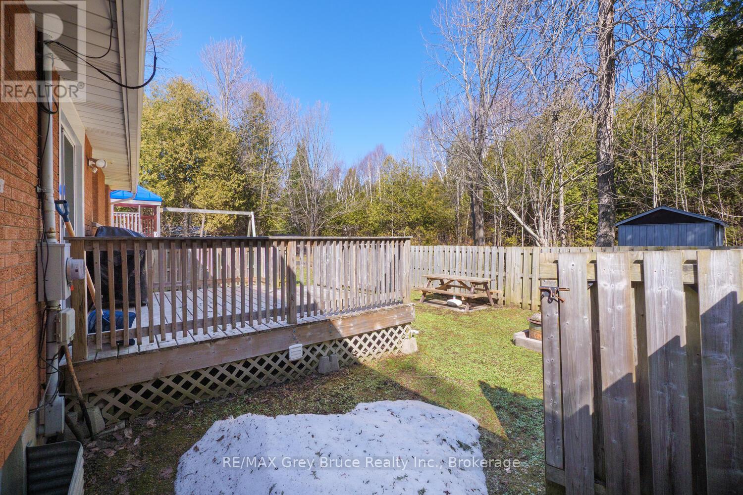 019589 6 Highway, Georgian Bluffs, Ontario  N0H 2T0 - Photo 36 - X12067456