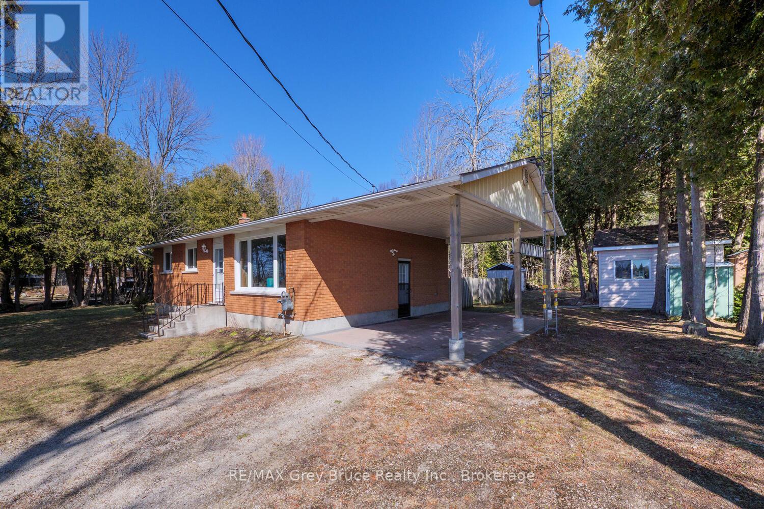 019589 6 Highway, Georgian Bluffs, Ontario  N0H 2T0 - Photo 41 - X12067456