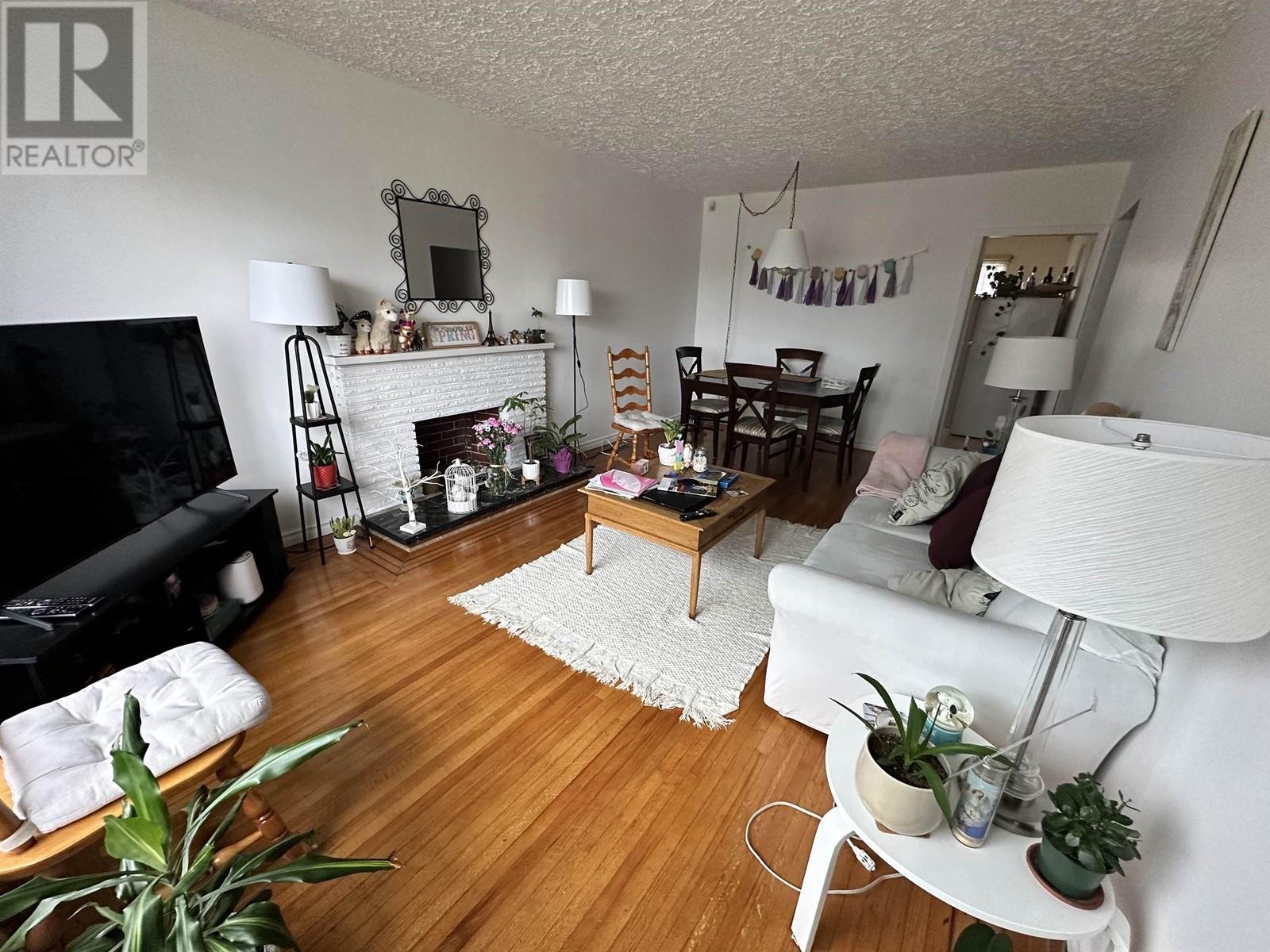 2308 E 30th Avenue, Vancouver, British Columbia  V5R 2S1 - Photo 2 - R2981352