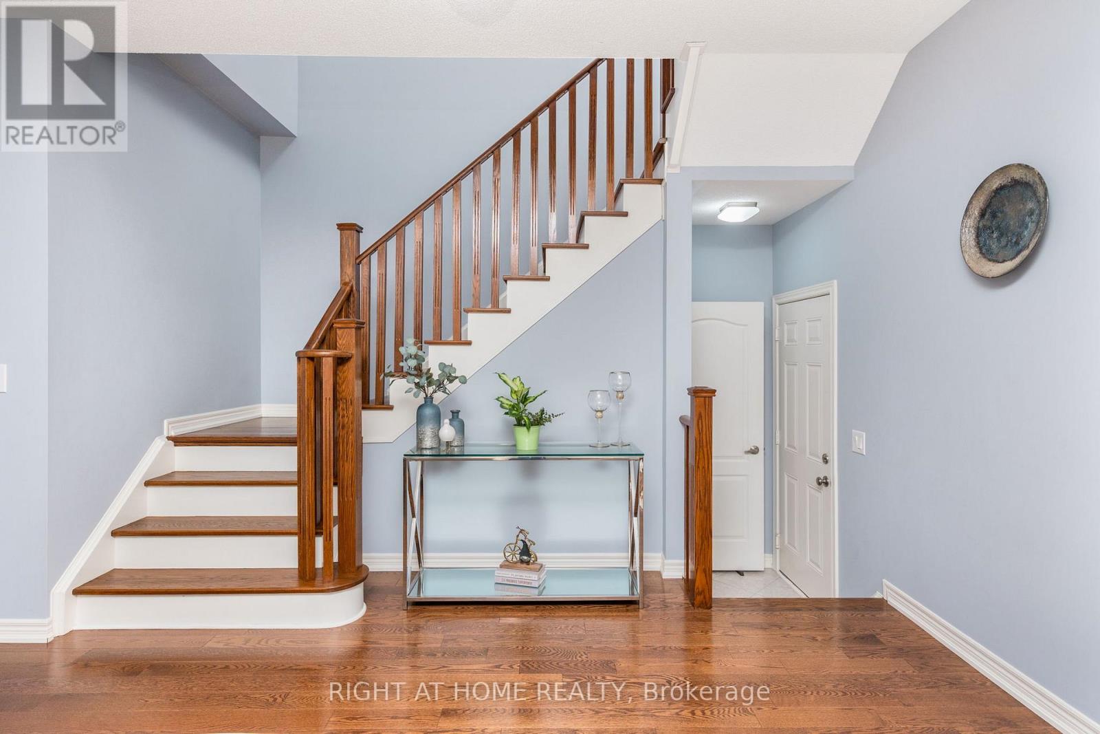 557 Settlers Road W, Oakville, Ontario  L6M 1N7 - Photo 15 - W12067513