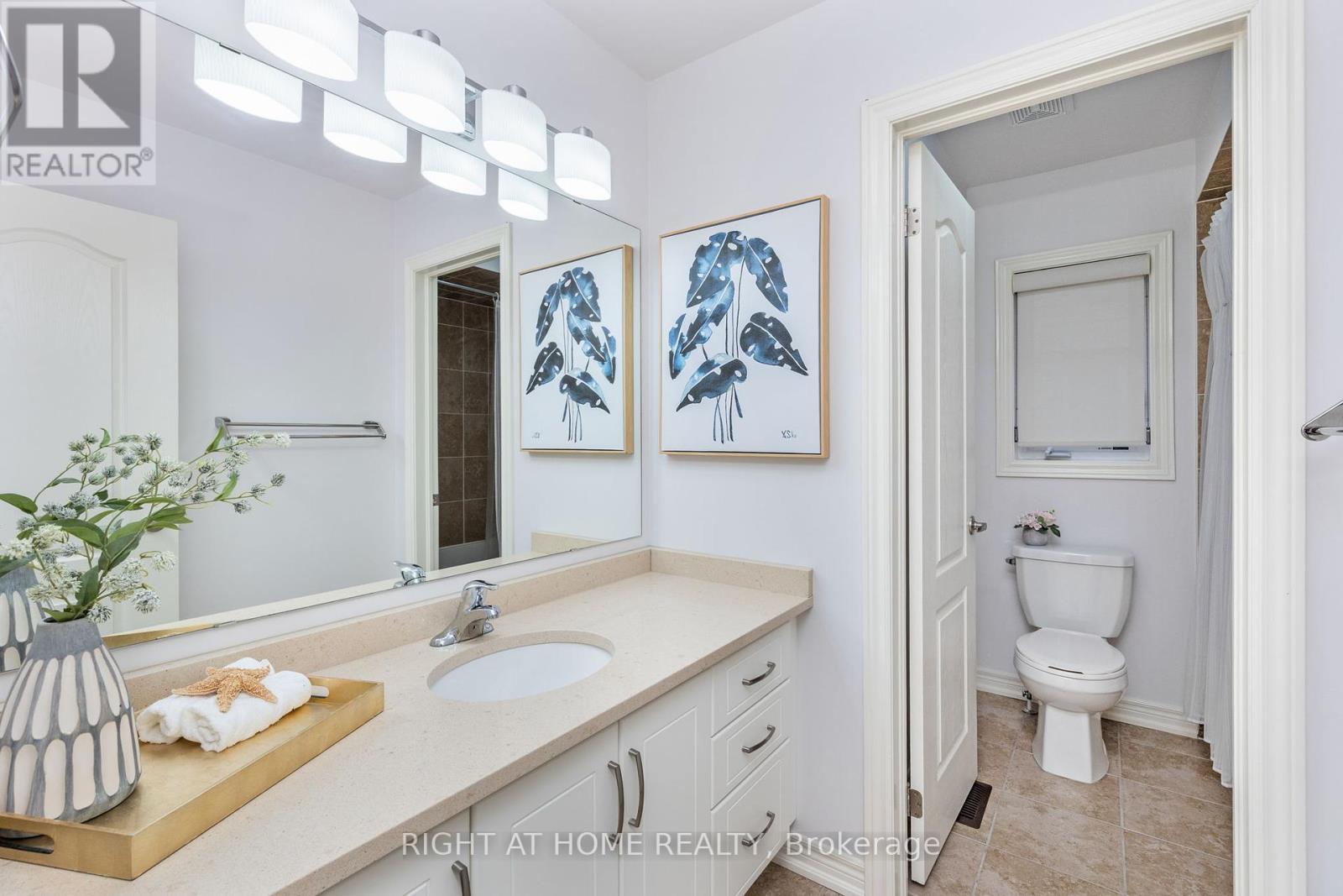 557 Settlers Road W, Oakville, Ontario  L6M 1N7 - Photo 21 - W12067513