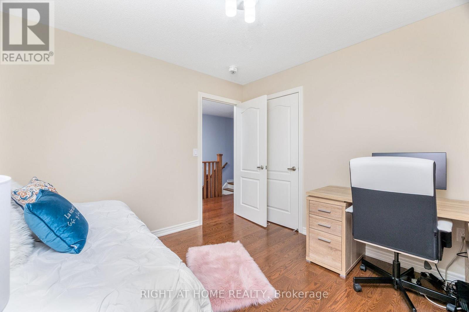 557 Settlers Road W, Oakville, Ontario  L6M 1N7 - Photo 23 - W12067513