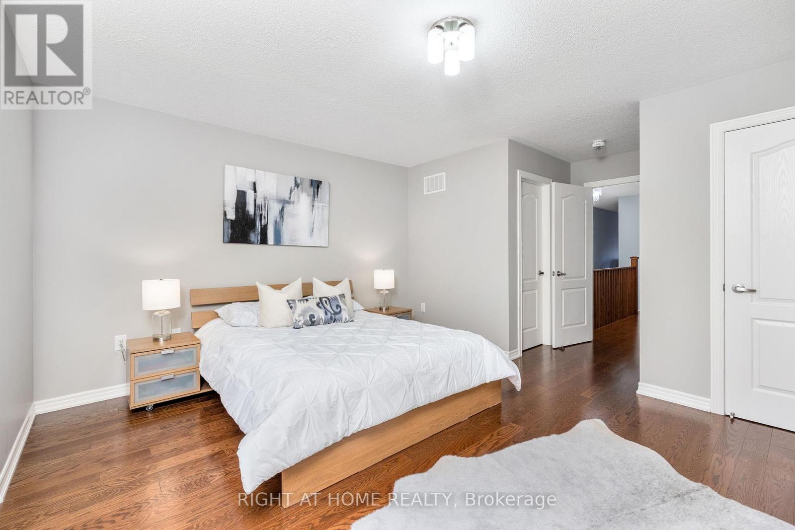 557 Settlers Road W, Oakville, Ontario  L6M 1N7 - Photo 25 - W12067513