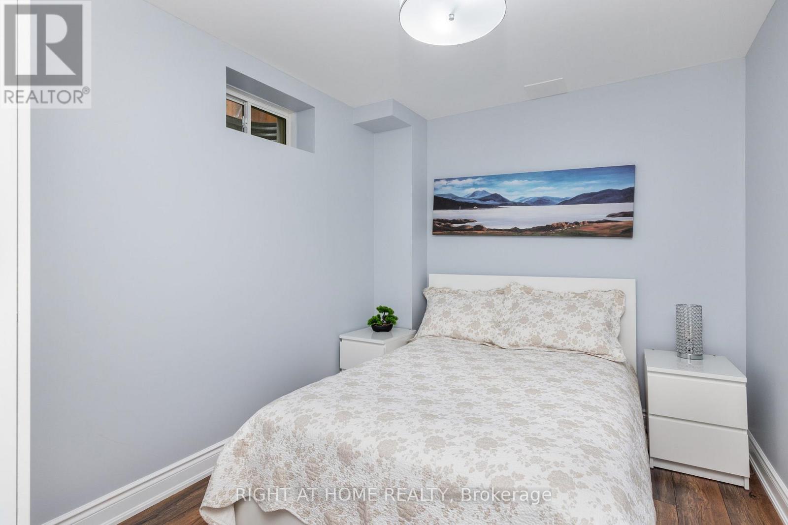 557 Settlers Road W, Oakville, Ontario  L6M 1N7 - Photo 31 - W12067513