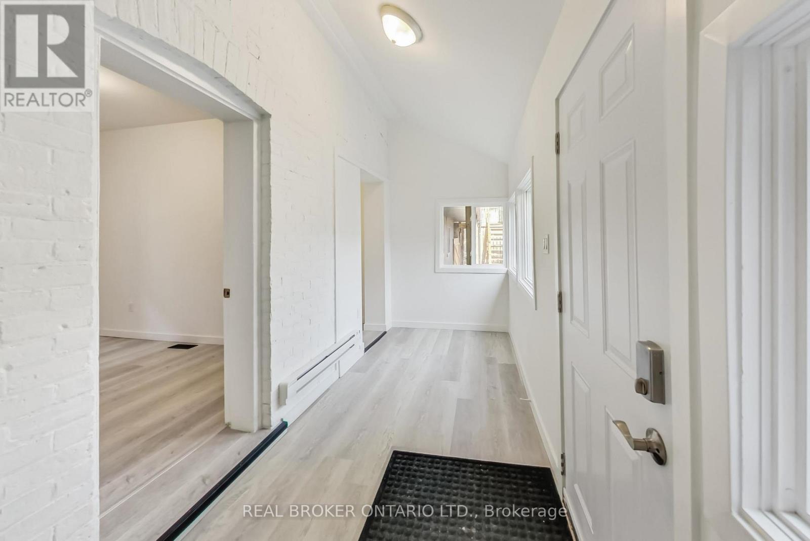 Property at 91 WATER STREET S image 4