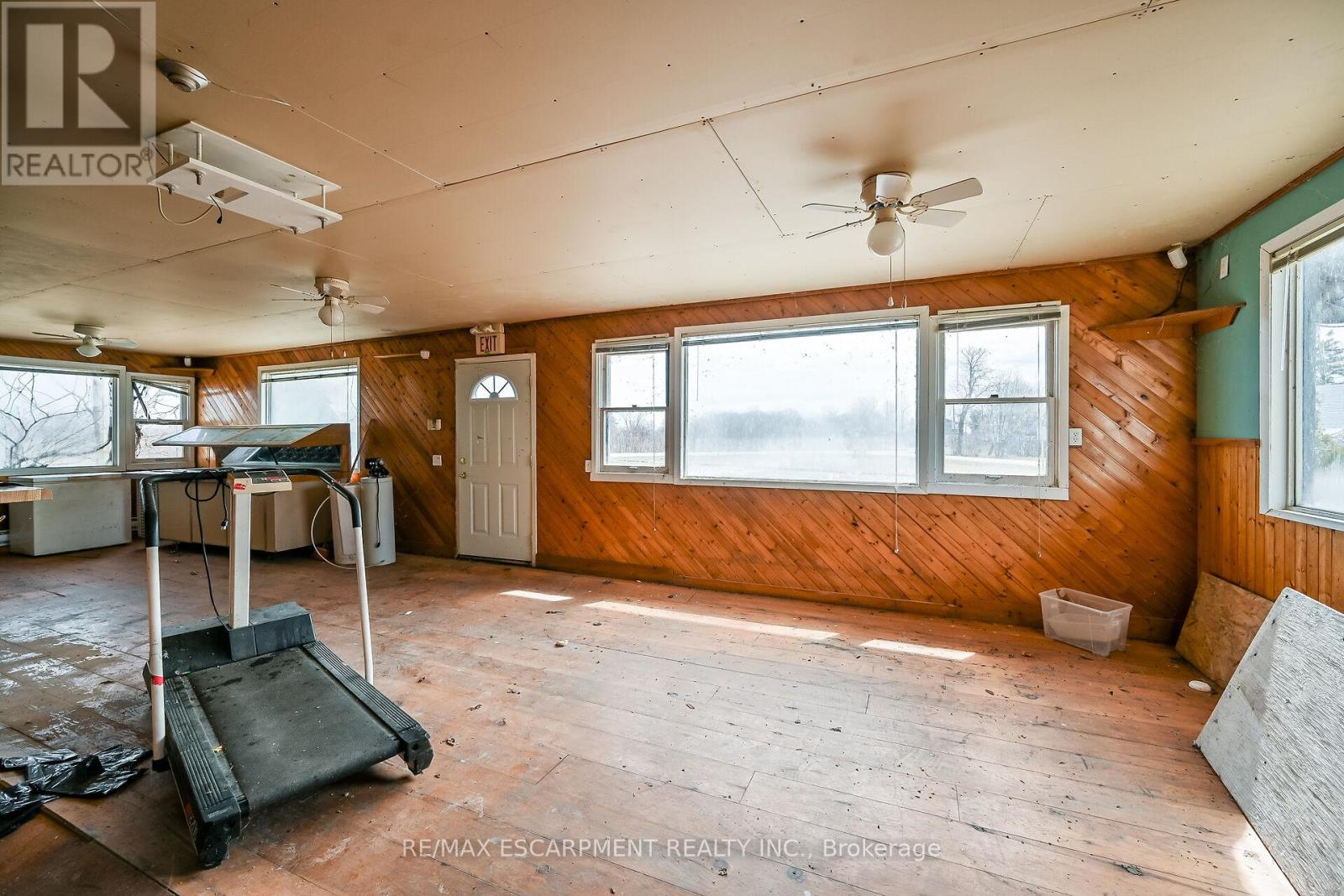 429 South Coast Drive, Haldimand, Ontario  N0A 1L0 - Photo 19 - X12067564