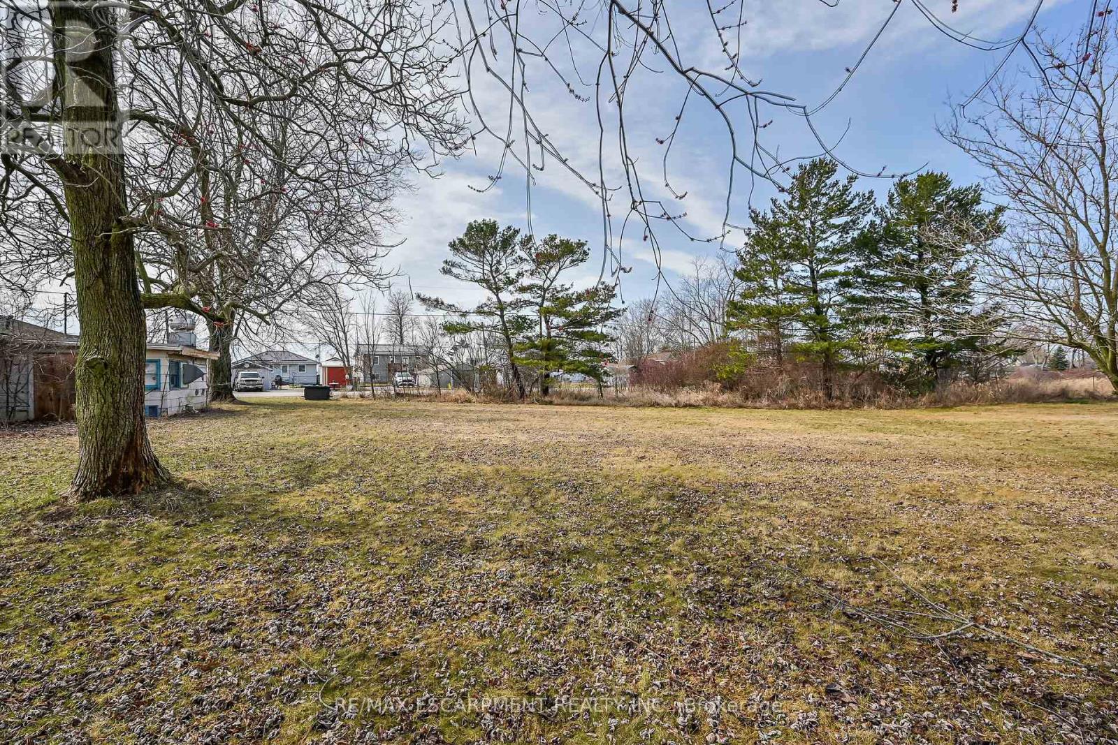 429 South Coast Drive, Haldimand, Ontario  N0A 1L0 - Photo 30 - X12067564