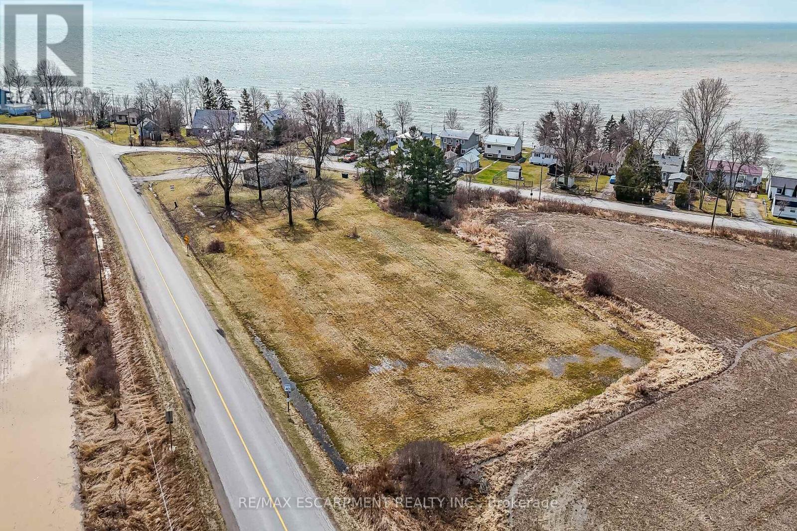 429 South Coast Drive, Haldimand, Ontario  N0A 1L0 - Photo 38 - X12067564